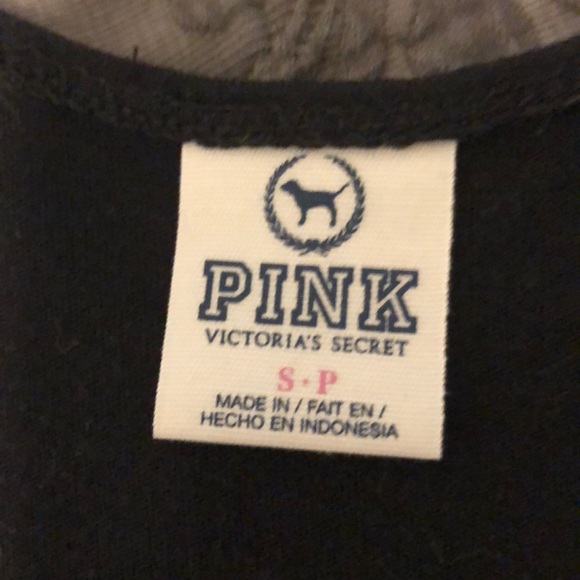 Pink tanks - Picture 7 of 8